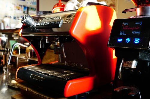 Domácí kávovar – srovnání DeLonghi, Nespresso a Sage